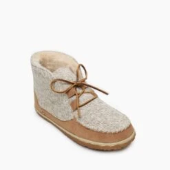 'Minnetonka' Women's Torrey Slipper - Cinnamon